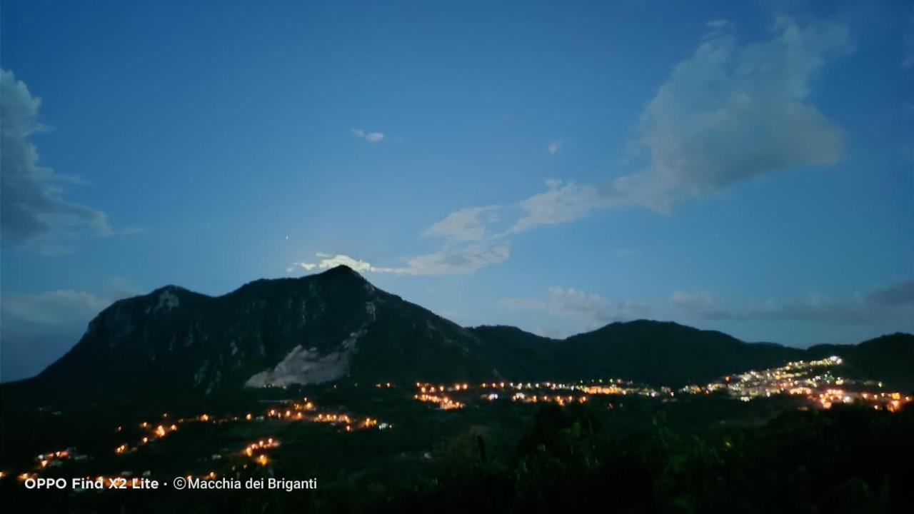Agriturismo Macchia Dei Briganti - B&B Montefalcione Exteriér fotografie